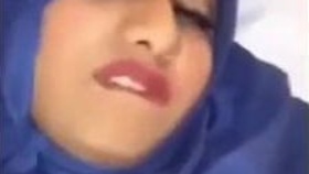 A girl from Pakistan wearing a hijab has intense sex