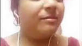 Indian housewife reveals her breasts during a video chat