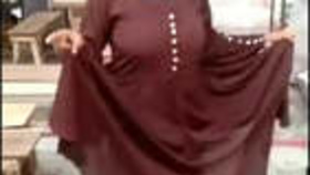 A seductive Indian woman has sex with her boss