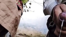 Jungle village mein aunty chudai carwa rahi hai