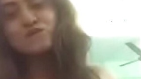 Indian hottie ki with milky tits ki video