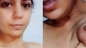 Horny Indian bhabhi ki juicy tits ki video