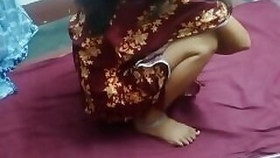 Sexy babhi in a green sari with a big ass