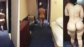 Shameless Desi XXX woman walks being naked in hotel hallway