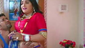 Indian aunty hot navel bhojpuri song