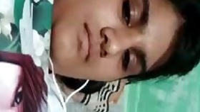 Desi girl showing her big boobs selfie video