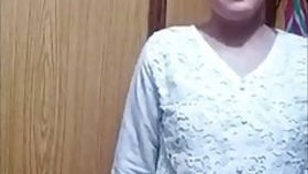 pakistani wife ambrin chaudhary 1