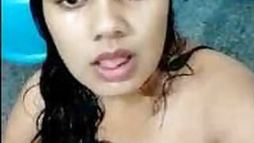 Desi Horny Girl Wanking With Her Fingers Video